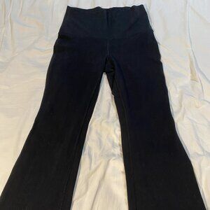 TNA Hold-it™Cheeky Flare Hi-Rise Legging – Black